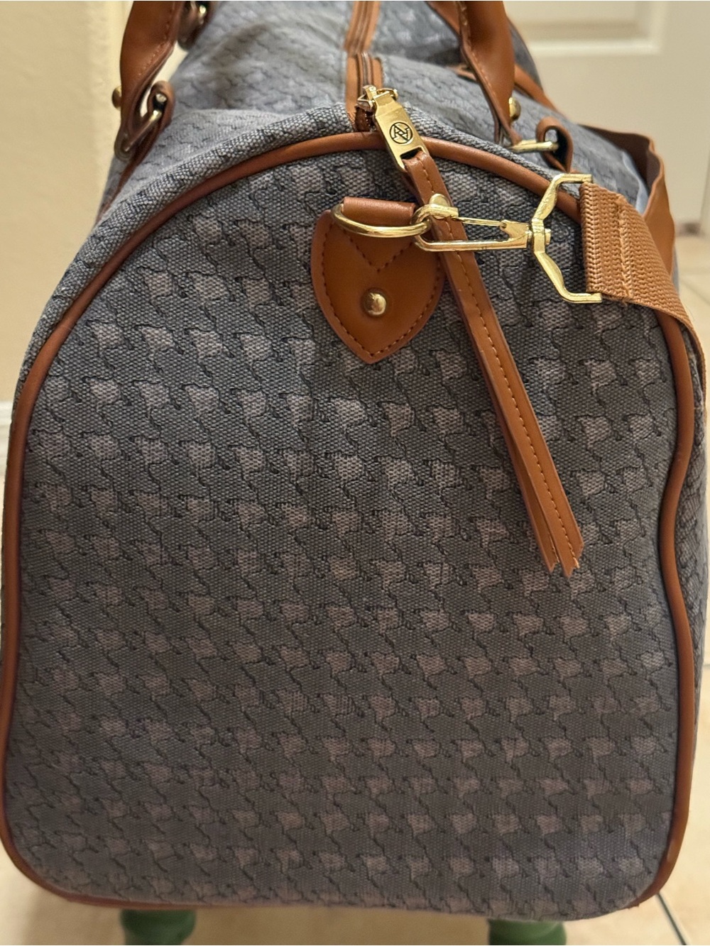 Adrienne Vittadini Studio Weekender Duffel Bag Blue/Grey - Picture 5 of 11